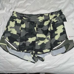 Lululemon shorts size 10